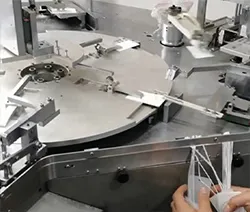 Ensartadora y anudadora automática de etiquetas colgantes, F-910