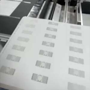 Etiquetas colgantes RFID 